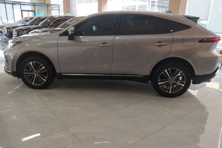 Used Toyota Venza 2022 2.0L CVT Two-Wheel Drive Luxury Edition Left Side