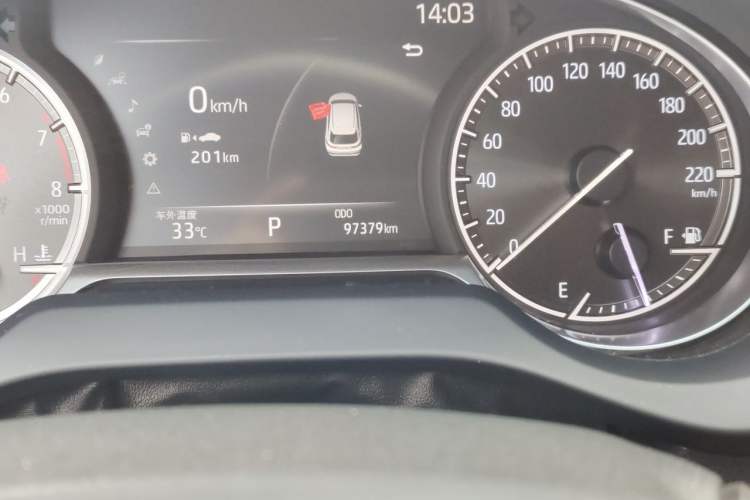 Used Toyota Venza 2022 2.0L CVT Two-Wheel Drive Prestige Edition Odometer Close Up