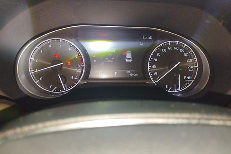 Used Toyota Venza 2022 2.0L CVT Two-Wheel Drive Prestige Edition Odometer Close Up