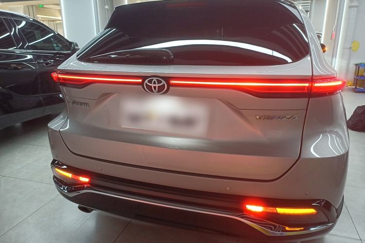 Used Toyota Venza 2022 2.0L CVT Two-Wheel Drive Prestige Edition Rear