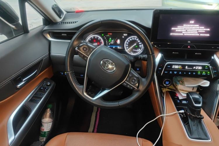 Used Toyota Venza 2022 2.0L CVT Two-Wheel Drive Prestige Edition Steering Wheel