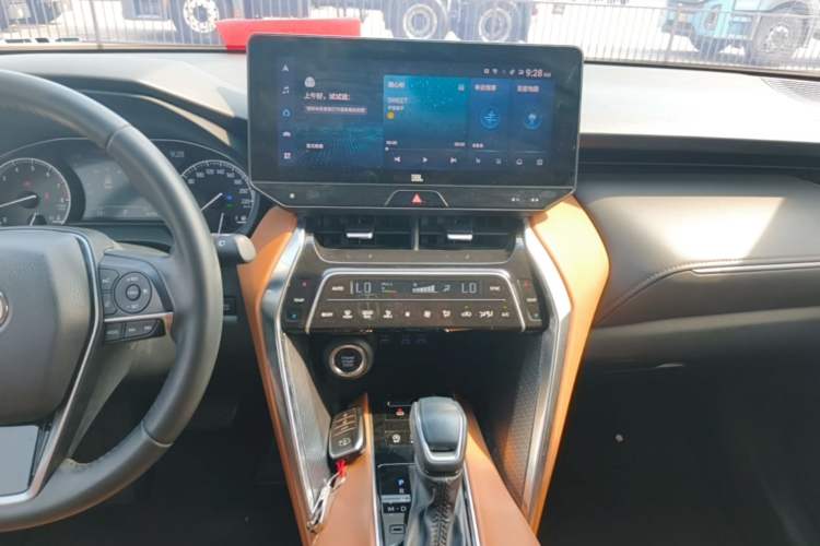 Used Toyota Venza 2022 2.0L CVT Two-Wheel Drive Prestige Edition Audio And AC Panel