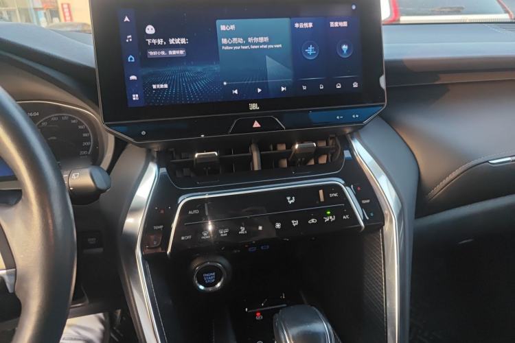 Used Toyota Venza 2022 2.0L CVT Four-Wheel Drive Supreme Edition Audio And AC Panel