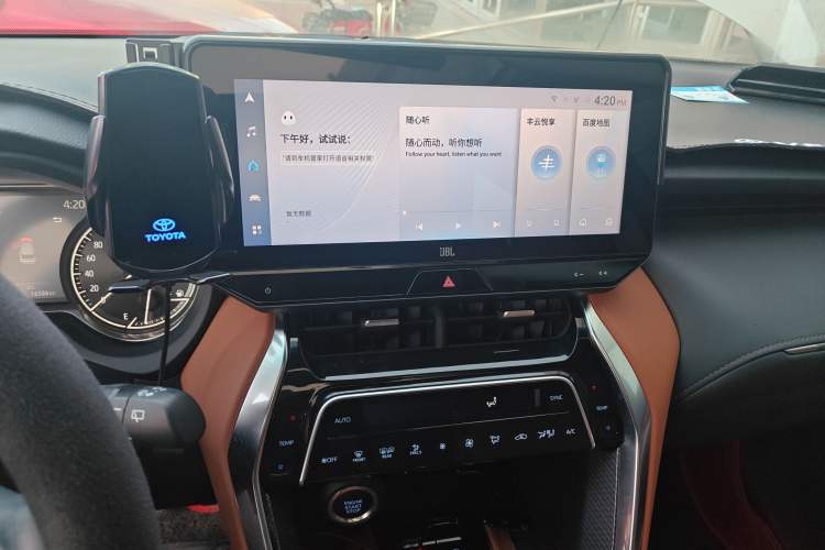 Used Toyota Venza 2022 2.0L CVT Two-Wheel Drive Prestige Edition Audio And AC Panel