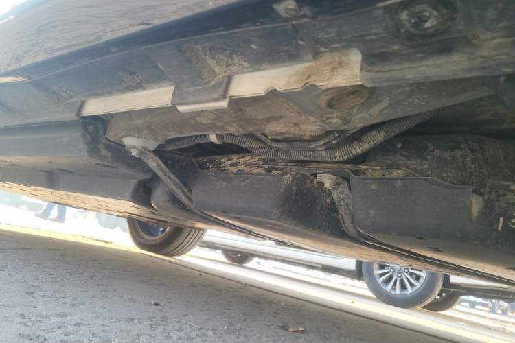 Used Toyota Venza 2022 Dual-Engine 2.5L CVT Four-Wheel Drive Supreme Edition Chassis Rear Left