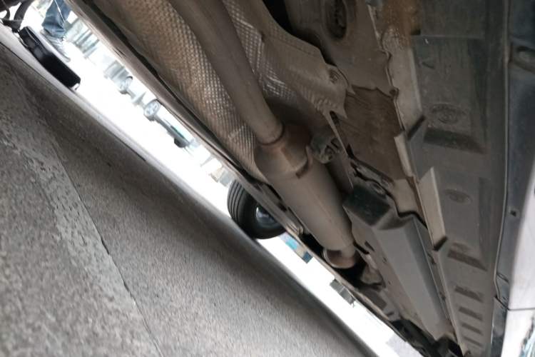 Used Toyota Venza 2022 Dual-Engine 2.5L CVT Two-Wheel Drive Prestige Edition Chassis Rear Right