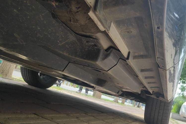 Used Toyota Venza 2022 2.0L CVT Two-Wheel Drive Prestige Edition Chassis Rear Right