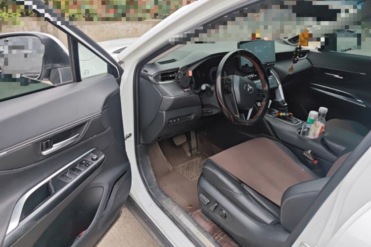 Used Toyota Venza 2022 Dual-Engine 2.5L CVT Two-Wheel Drive Prestige Edition Driver Seat