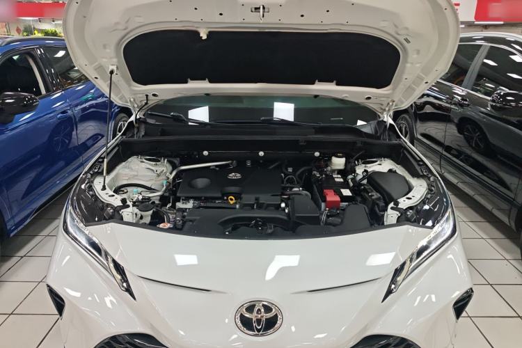 Used Toyota Venza 2022 2.0L CVT Two-Wheel Drive Luxury Edition Engine Bay