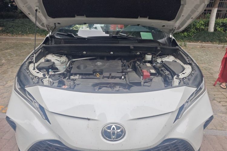 Used Toyota Venza 2022 2.0L CVT Two-Wheel Drive Prestige Edition Engine Bay