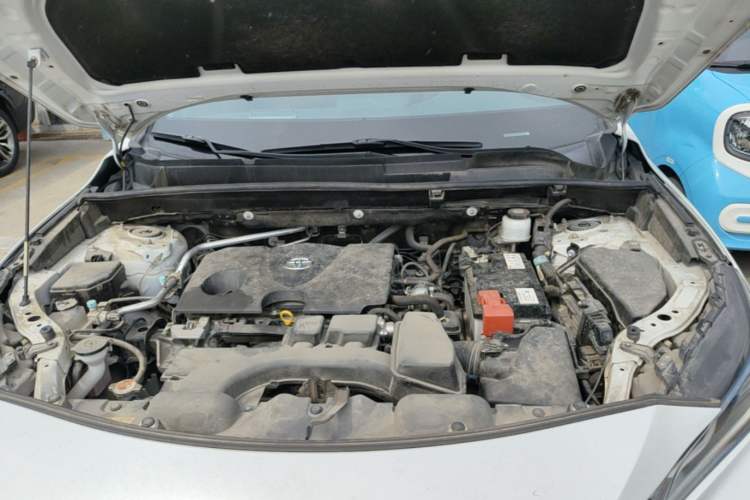 Used Toyota Venza 2022 2.0L CVT Two-Wheel Drive Prestige Edition Engine Bay