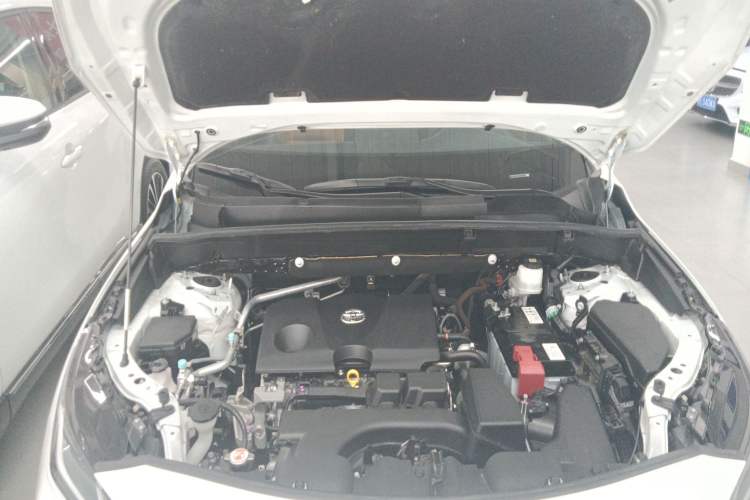 Used Toyota Venza 2022 2.0L CVT Two-Wheel Drive Prestige Edition Engine Bay