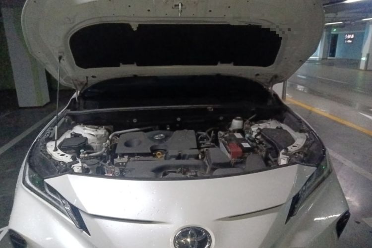 Used Toyota Venza 2022 2.0L CVT Two-Wheel Drive Prestige Edition Engine Bay