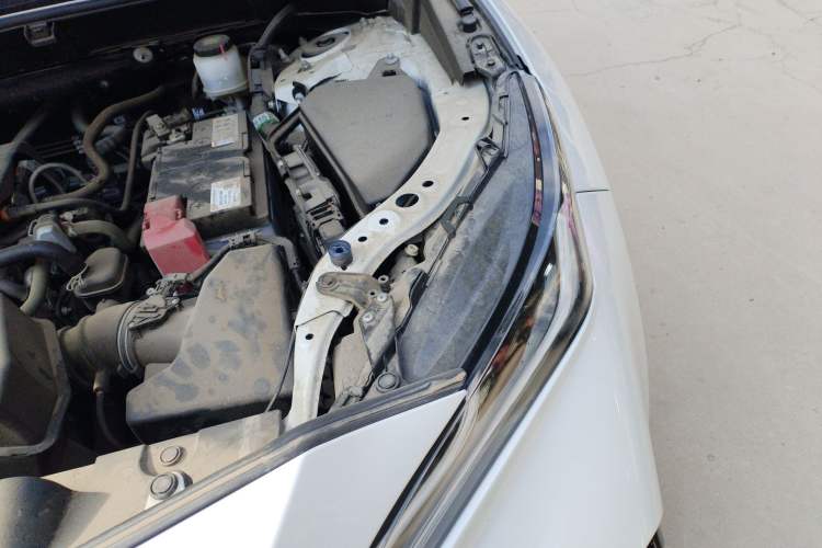 Used Toyota Venza 2022 2.0L CVT Two-Wheel Drive Prestige Edition Engine Bay Left
