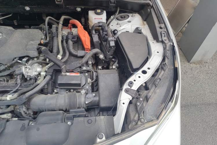 Used Toyota Venza 2022 Dual-Engine 2.5L CVT Four-Wheel Drive Supreme Edition Engine Bay Left