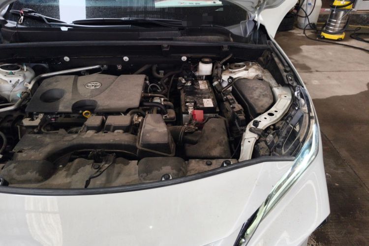 Used Toyota Venza 2022 2.0L CVT Two-Wheel Drive Prestige Edition Engine Bay Left