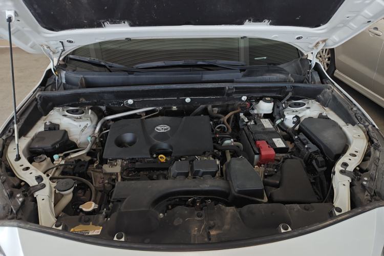 Used Toyota Venza 2022 2.0L CVT Two-Wheel Drive Prestige Edition Engine Bay