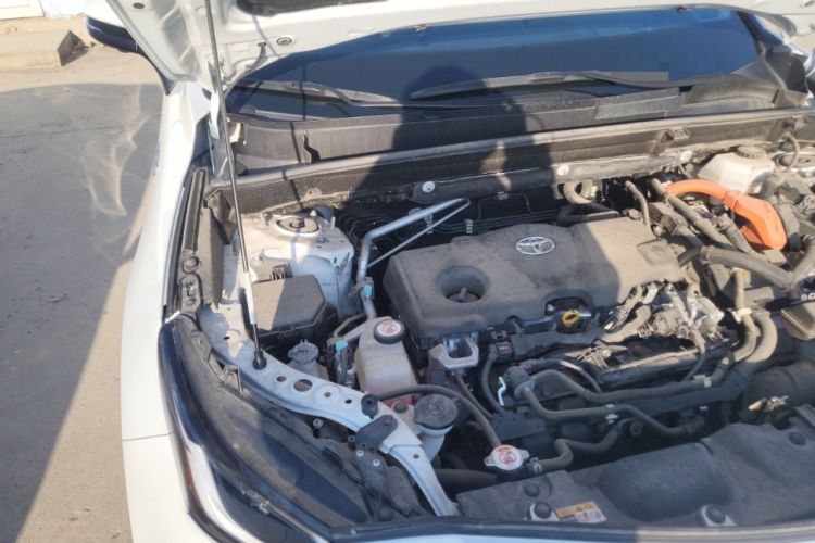 Used Toyota Venza 2022 Dual-Engine 2.5L CVT Four-Wheel Drive Supreme Edition Engine Bay Right