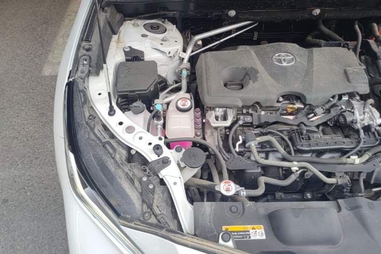 Used Toyota Venza 2022 Dual-Engine 2.5L CVT Four-Wheel Drive Supreme Edition Engine Bay Right