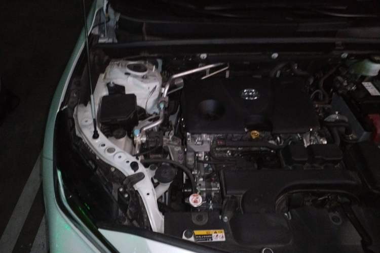 Used Toyota Venza 2022 2.0L CVT Two-Wheel Drive Prestige Edition Engine Bay Right