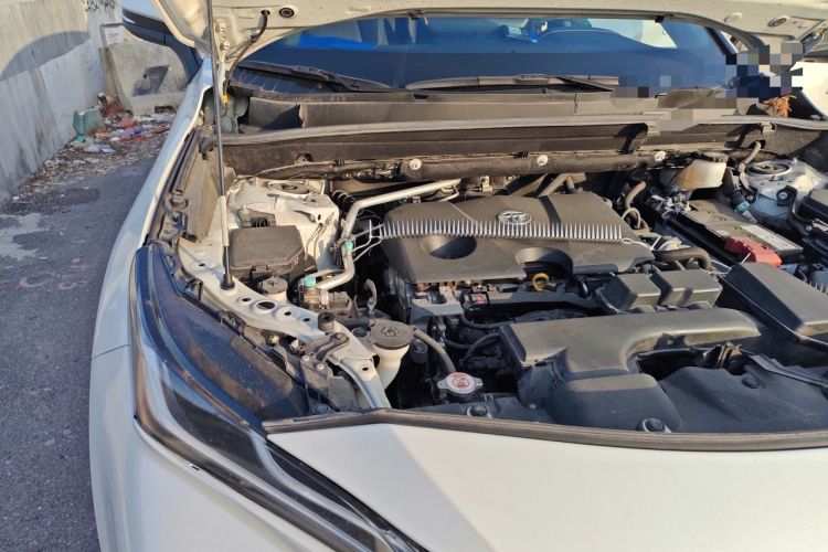 Used Toyota Venza 2022 2.0L CVT Two-Wheel Drive Prestige Edition Engine Bay Right