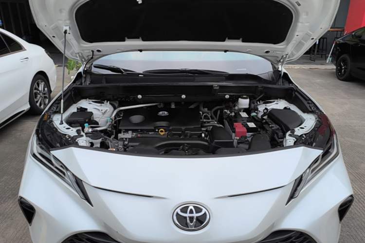 Used Toyota Venza 2022 2.0L CVT Two-Wheel Drive Prestige Edition Engine Bay