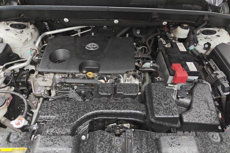 Used Toyota Venza 2022 2.0L CVT Two-Wheel Drive Prestige Edition Engine Bay