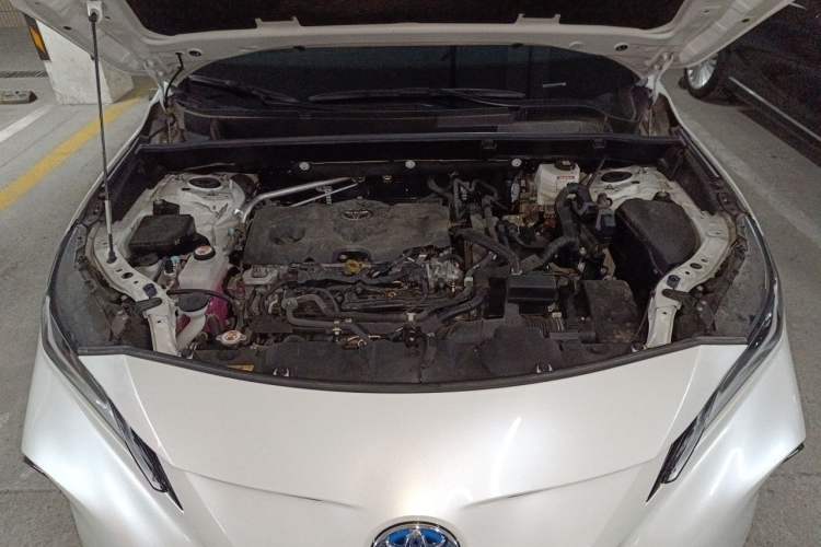 Used Toyota Venza 2022 Dual-Engine 2.5L CVT Two-Wheel Drive Prestige Edition Engine Bay