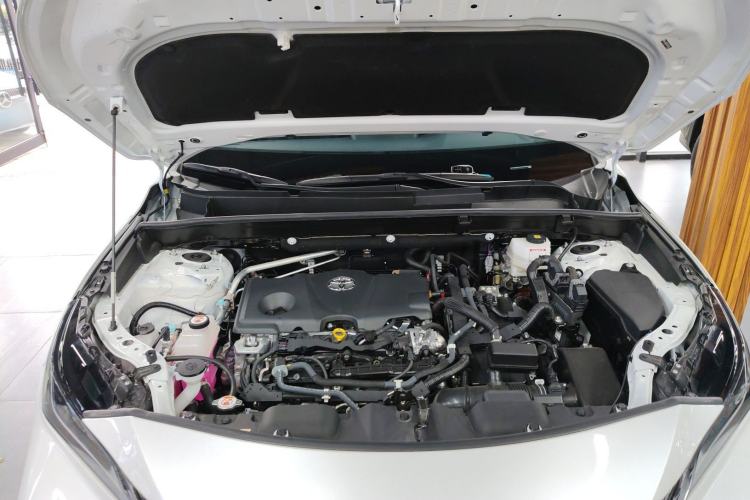Used Toyota Venza 2022 Dual-Engine 2.5L CVT Two-Wheel Drive Luxury Edition Engine Bay