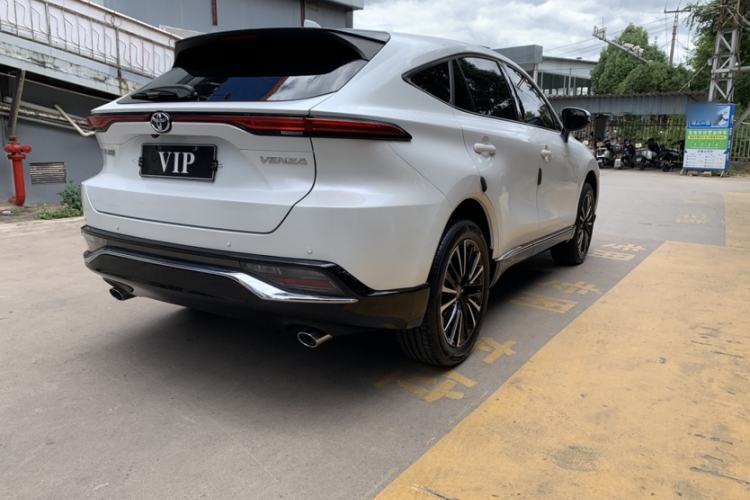 Used Toyota Venza 2022 2.0L CVT Two-Wheel Drive Prestige Edition Exterior 2