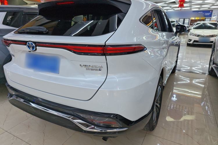Used Toyota Venza 2022 Dual-Engine 2.5L CVT Two-Wheel Drive Luxury Edition Exterior 3