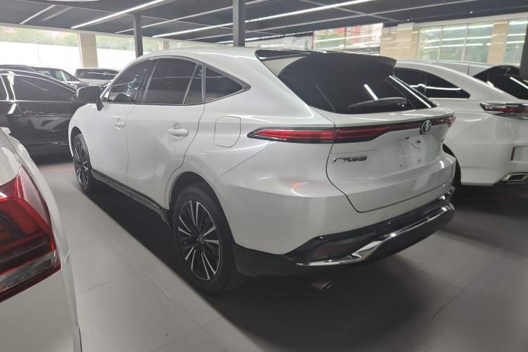 Used Toyota Venza 2022 2.0L CVT Two-Wheel Drive Prestige Edition Exterior 5