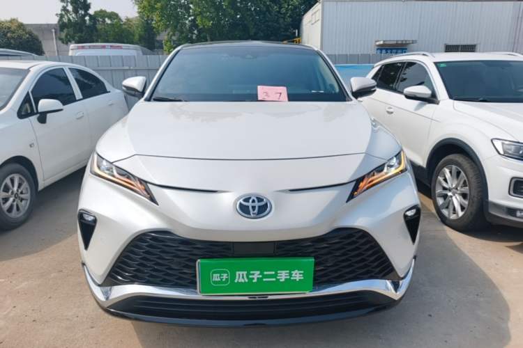 Used Toyota Venza 2022 2.0L CVT Two-Wheel Drive Prestige Edition Front