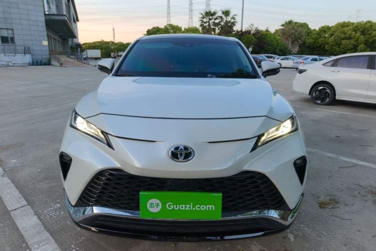 Used Toyota Venza 2022 2.0L CVT Two-Wheel Drive Prestige Edition Front