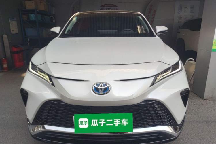 Used Toyota Venza 2022 Dual-Engine 2.5L CVT Four-Wheel Drive Supreme Edition Front