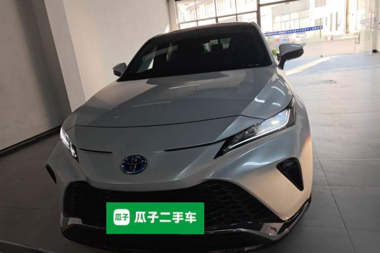 Used Toyota Venza 2022 Dual-Engine 2.5L CVT Two-Wheel Drive Luxury Edition Front