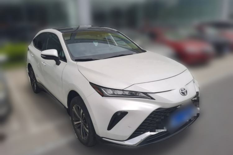 Used Toyota Venza 2022 2.0L CVT Two-Wheel Drive Luxury Edition Front Right 45 Deg
