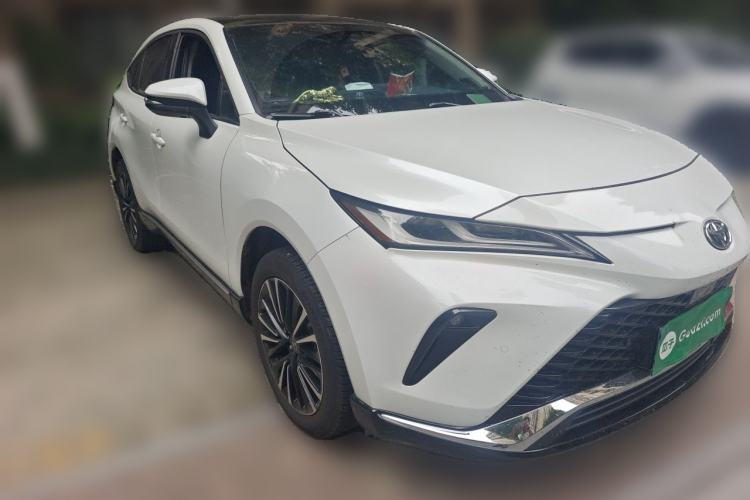 Used Toyota Venza 2022 2.0L CVT Two-Wheel Drive Prestige Edition Front Right 45 Deg