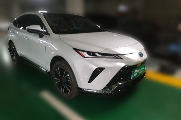 Used Toyota Venza 2022 Dual-Engine 2.5L CVT Two-Wheel Drive Prestige Edition Front Right 45 Deg