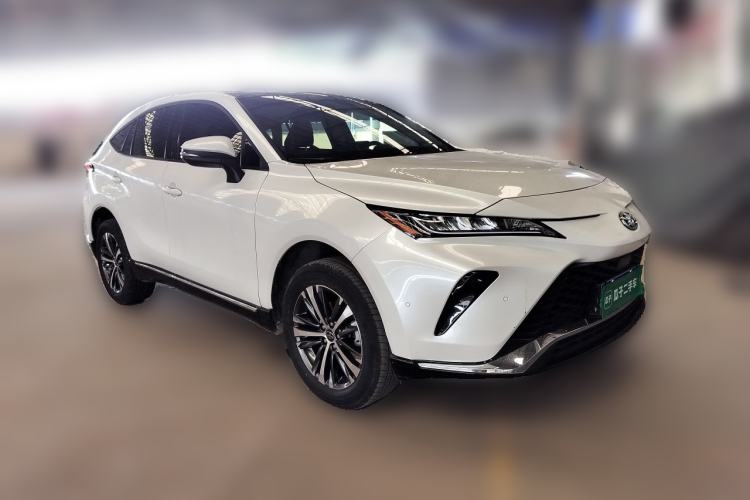 Used Toyota Venza 2022 2.0L CVT Two-Wheel Drive Luxury Edition Front Right 45 Deg