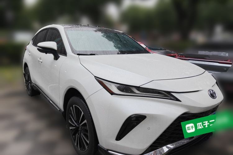Used Toyota Venza 2022 2.0L CVT Two-Wheel Drive Prestige Edition Front Right 45 Deg