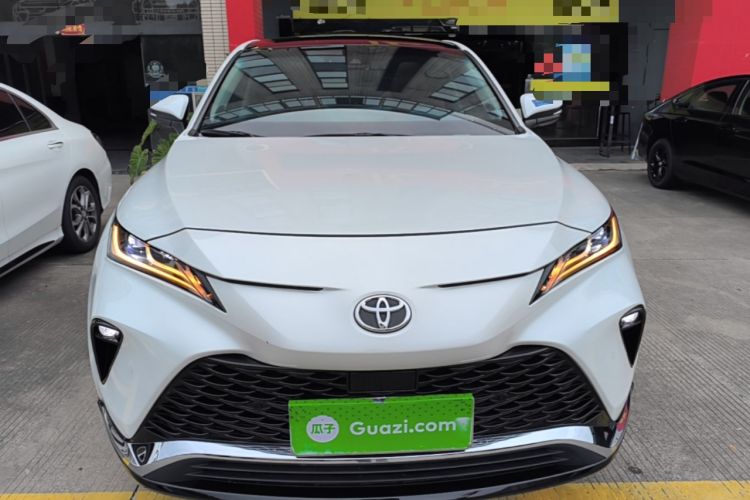 Used Toyota Venza 2022 2.0L CVT Two-Wheel Drive Prestige Edition Front