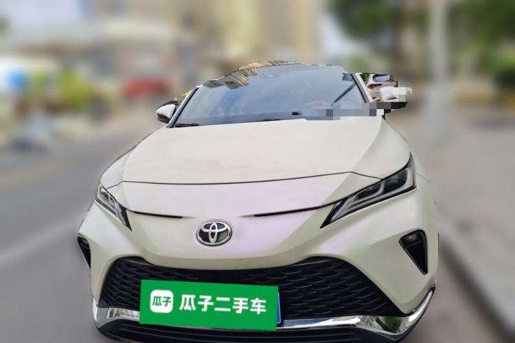 Used Toyota Venza 2022 2.0L CVT Two-Wheel Drive Prestige Edition Front
