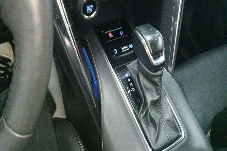Used Toyota Venza 2022 2.0L CVT Four-Wheel Drive Supreme Edition Gear Lever