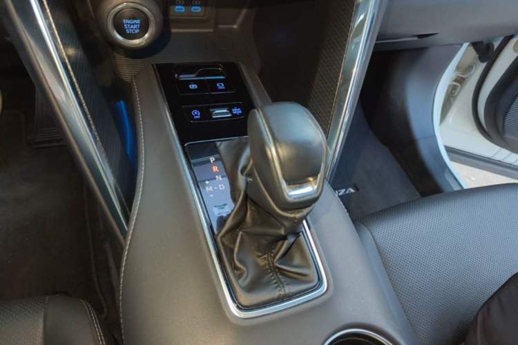 Used Toyota Venza 2022 2.0L CVT Two-Wheel Drive Prestige Edition Gear Lever