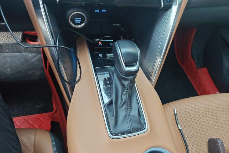 Used Toyota Venza 2022 2.0L CVT Two-Wheel Drive Prestige Edition Gear Lever