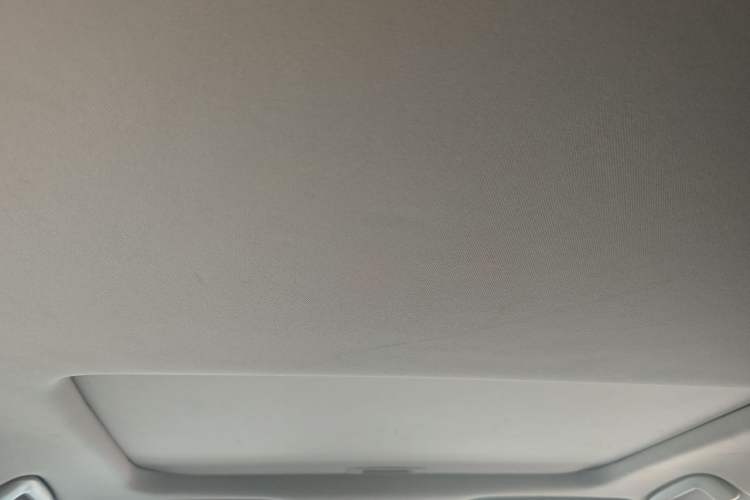 Used Toyota Venza 2022 2.0L CVT Two-Wheel Drive Prestige Edition Headliner