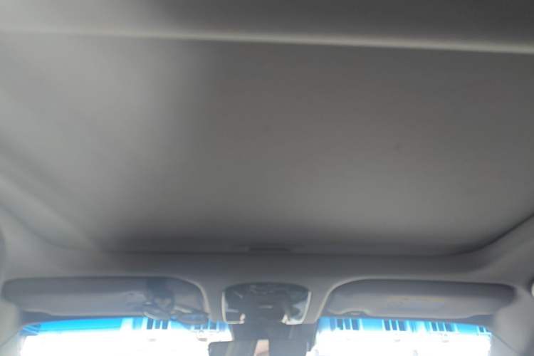 Used Toyota Venza 2022 2.0L CVT Two-Wheel Drive Prestige Edition Headliner