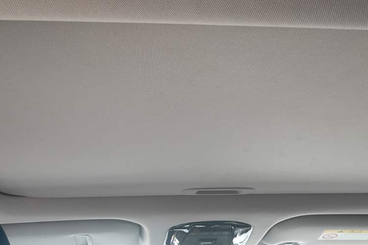 Used Toyota Venza 2022 2.0L CVT Two-Wheel Drive Prestige Edition Headliner