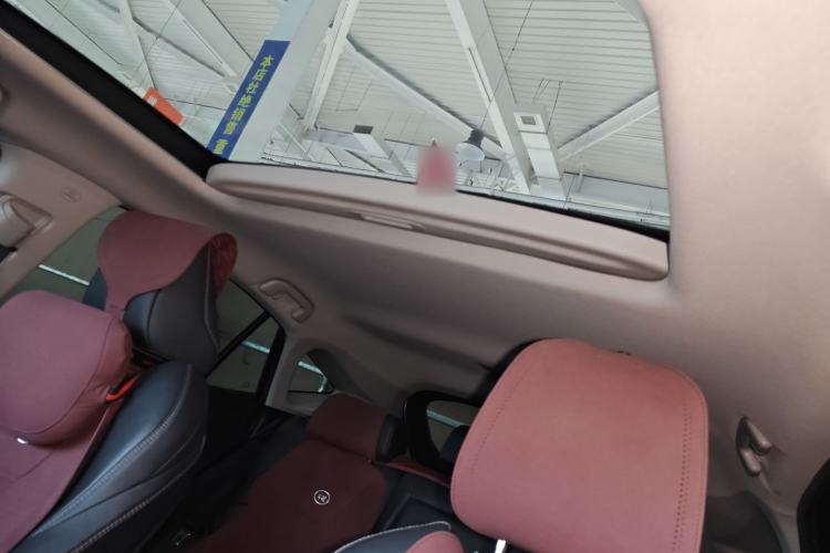 Used Toyota Venza 2022 2.0L CVT Two-Wheel Drive Prestige Edition Headliner